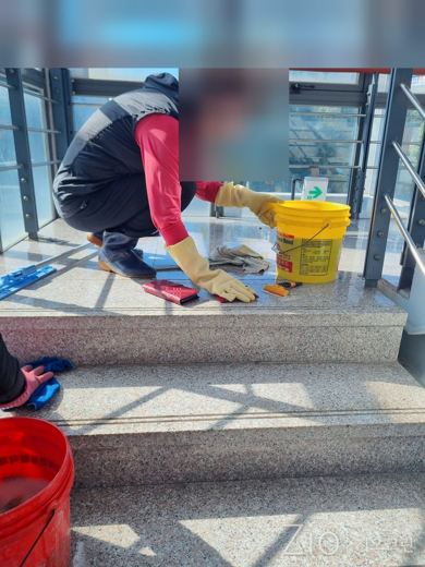 외부 계단 청소