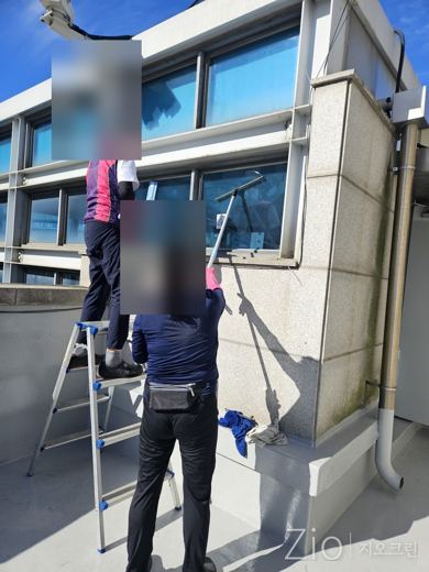 외부 창문 사다리 작업