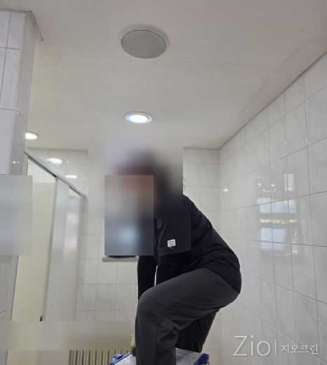 화장실 하부 청소